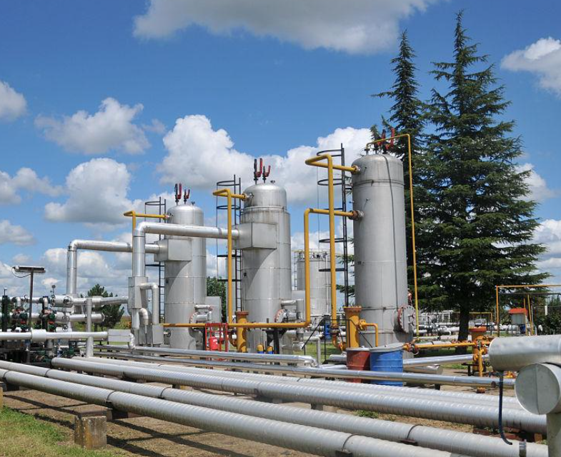 金价回吐上周涨幅 美国封锁霍尔木兹海峡的计划